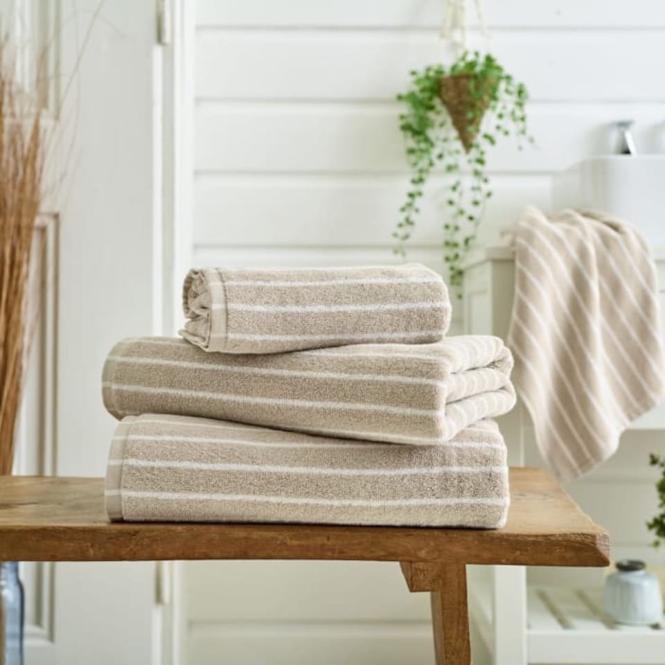 image 1 of Malmo Cotton Stripe Lightweight 480gsm Towel