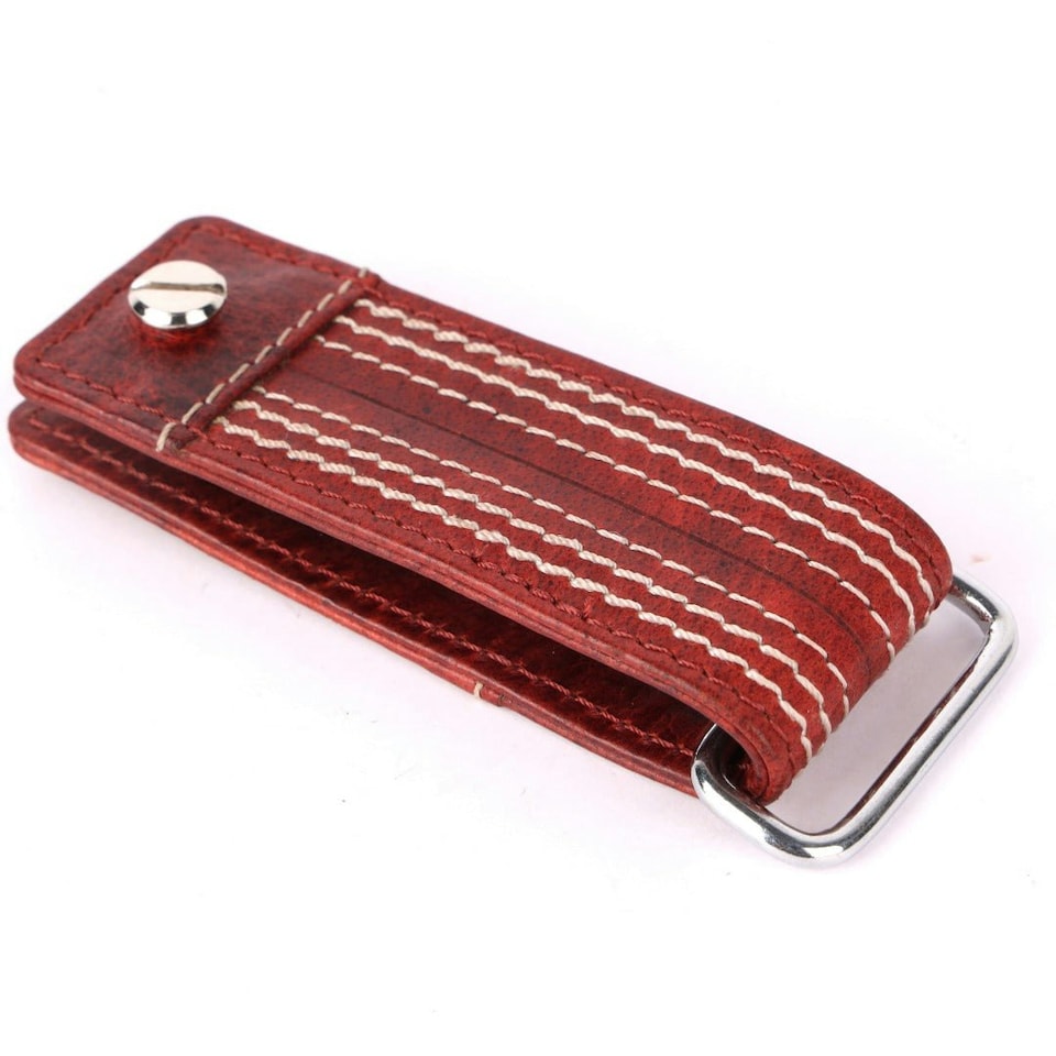 image 1 of CRICKET-GIFTS - Buffalo Leather Screw Key Chain | Luxurious & Durable | Ideal for Cricket Enthusiasts | Secure & Elegant Metal Clasp
