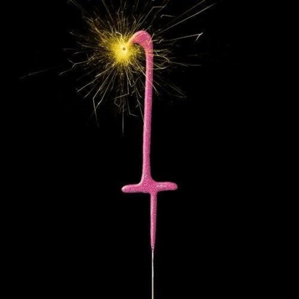 Pink Number 1 Non Hand Held Sparkler 17cm