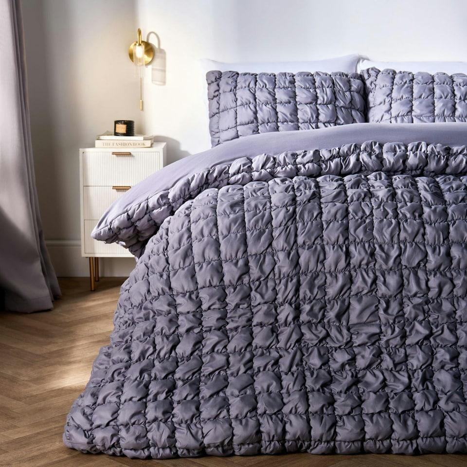 image 1 of OHS Soft Quilted Seersucker Duvet Cover Set White | White | Double