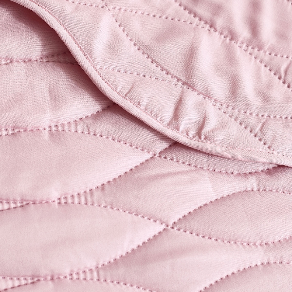 image 1 of Catherine Lansfield Scallop Waves Quilted Bedspread | Pink | One Size