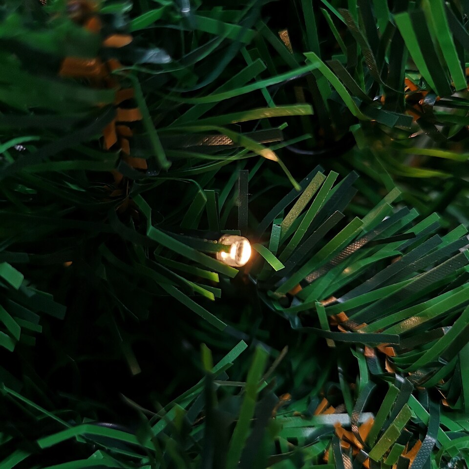 image 1 of 60cm Pre Lit Plain Green Christmas Wreath with Warm White LEDs and 160 Tips