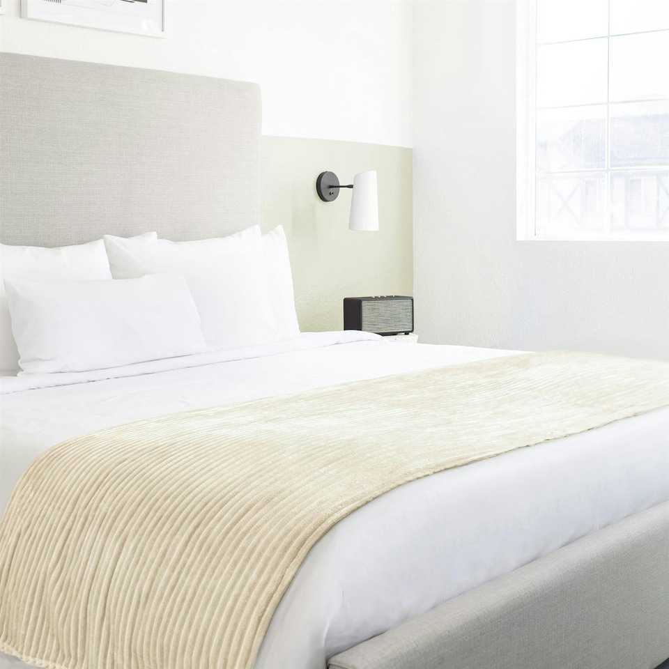 image 1 of Dakota Cream Blanket/Throw Cream