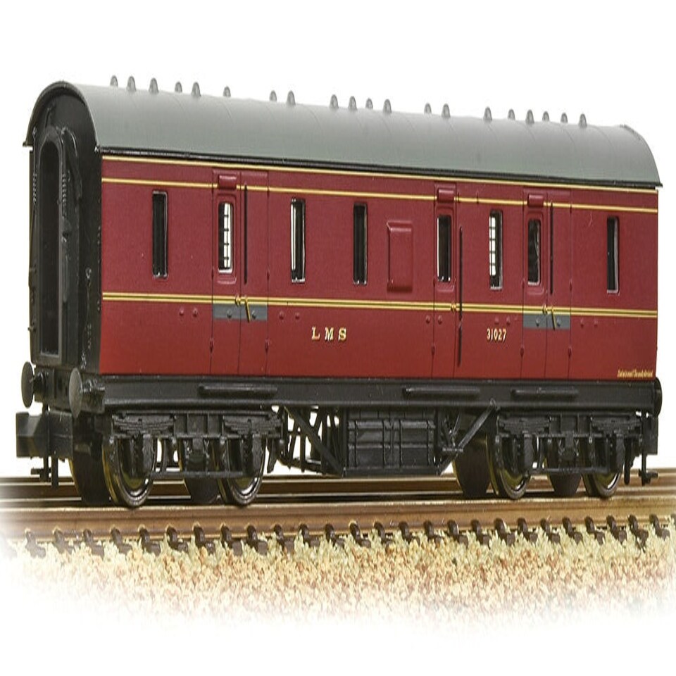 Graham Farish Stanier 50' Full Brake Coach LMS Crimson Lake