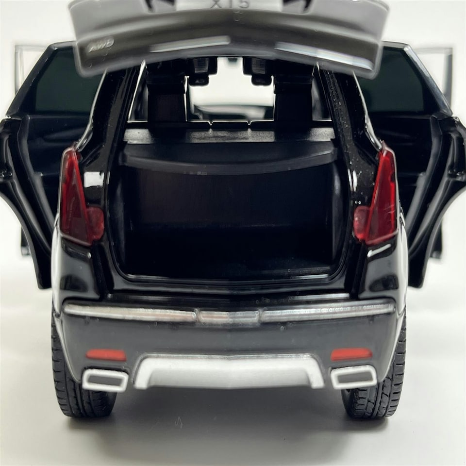 image 1 of Cadillac XT5 Black LHD 1:32 Scale Tayumo 32185010