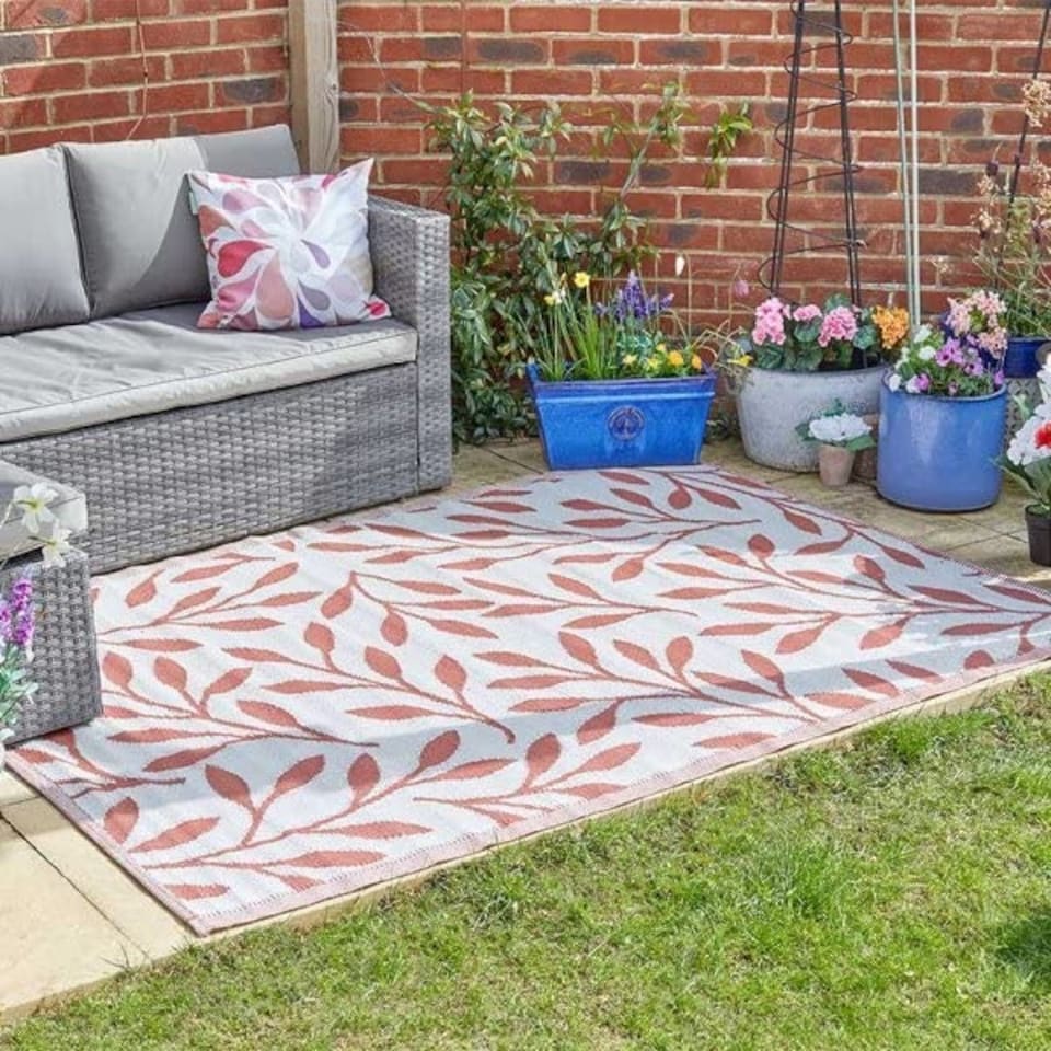 image 1 of Marco Paul Red Leaf Design Outdoor Rug 150x210cm Red