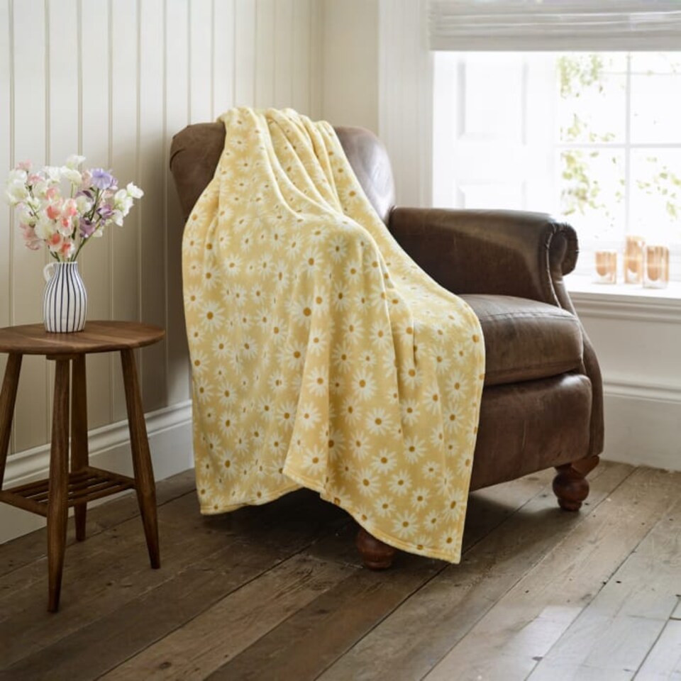 image 1 of Honey Bee Comfort Printed Throw