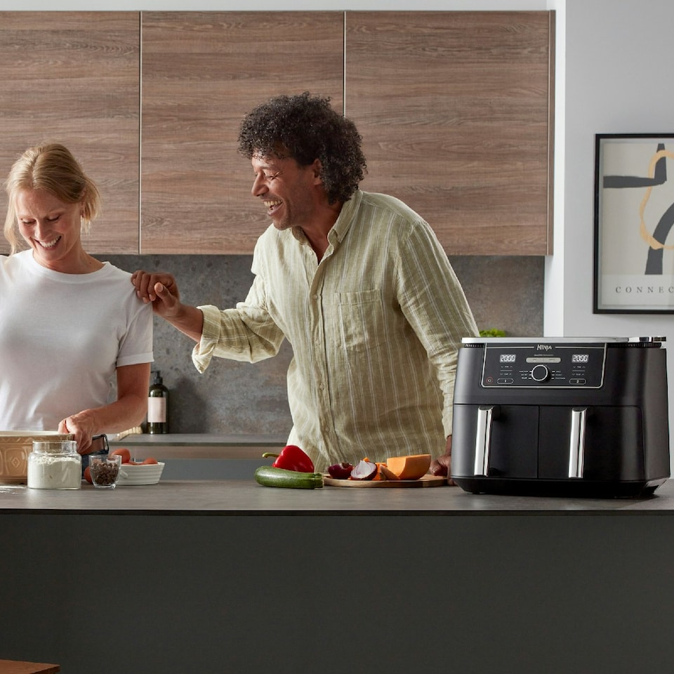 image 1 of Ninja Foodi MAX Dual Zone Air Fryer 9.5L AF400UK