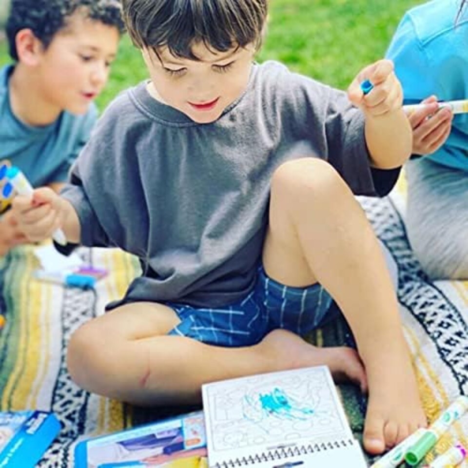 image 1 of Crayola Baby Shark Color Wonder Colouring Set