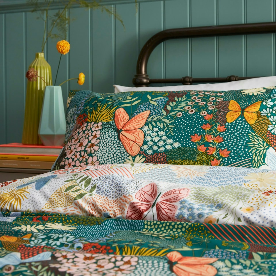 image 1 of furn. Forage Floral Super King Duvet Cover Set