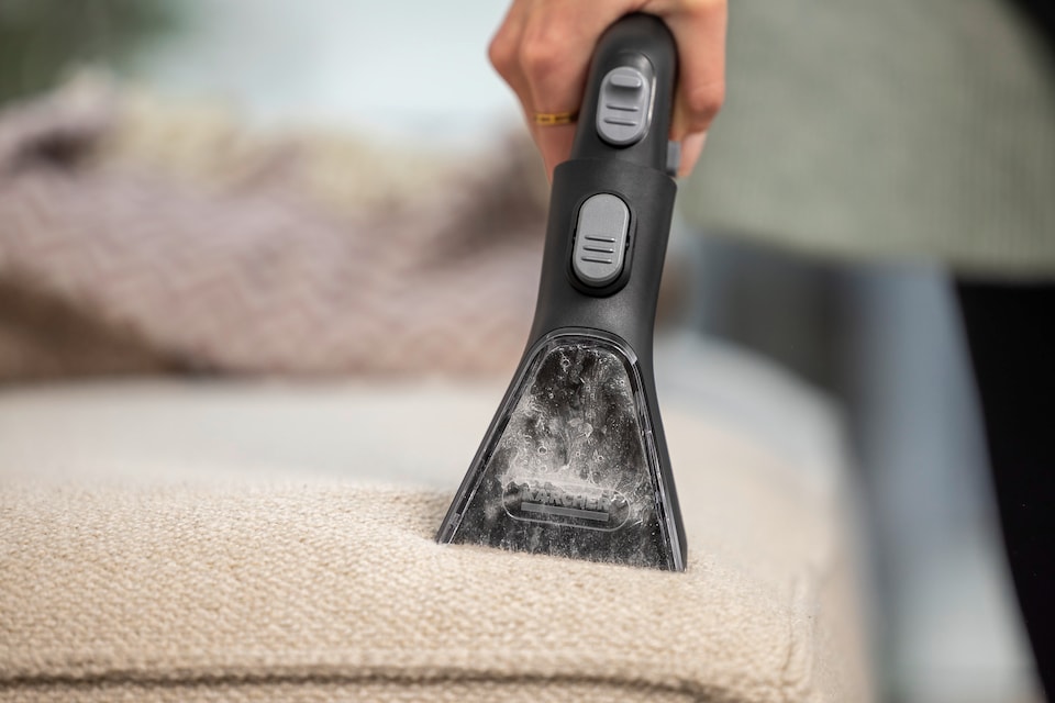 image 1 of Kärcher SE 4 Select Carpet Cleaner