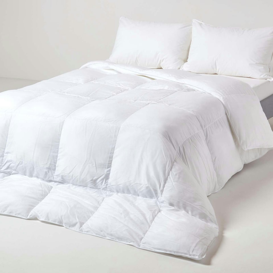 image 1 of Homescapes Luxury "Like Down" Super Microfibre All Seasons 13.5 Tog Duvet, Super King