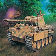 Revell German PzKpfw V Panther Ausf.G Model Set (1:72 Scale)