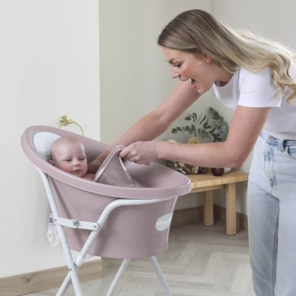 image 1 of Shnuggle Washy Bath Jug