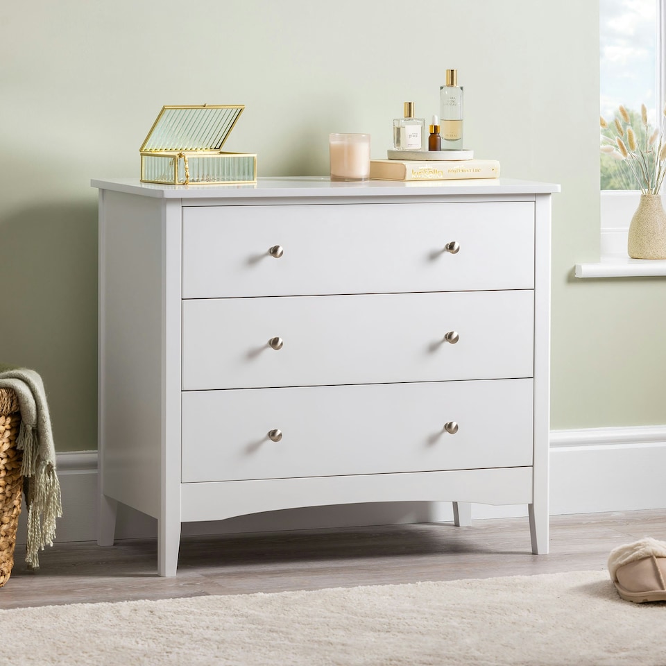image 1 of This Ilsington chest of drawers, 3 Drawer, White