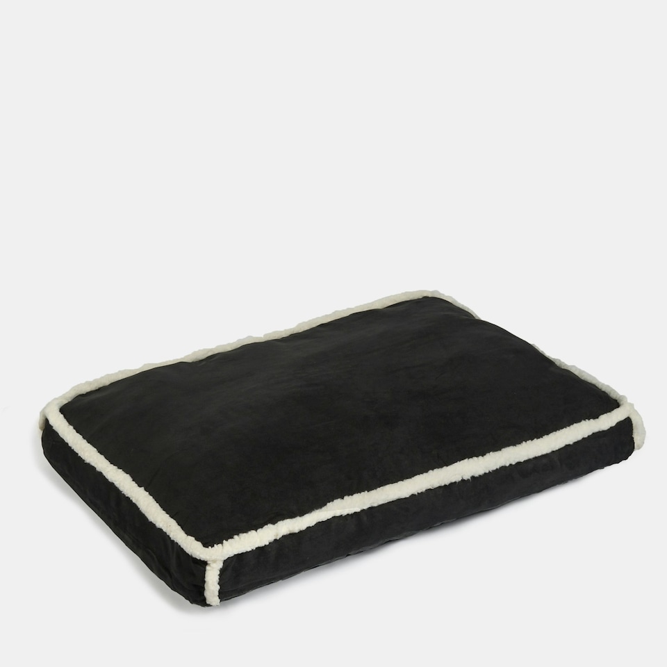 image 1 of OHS Sherpa Bind Rectangular Soft Plump Plush Cosy Pet Dog Cat Crate Cushion Bed Mat Multi | Pink and Red | L