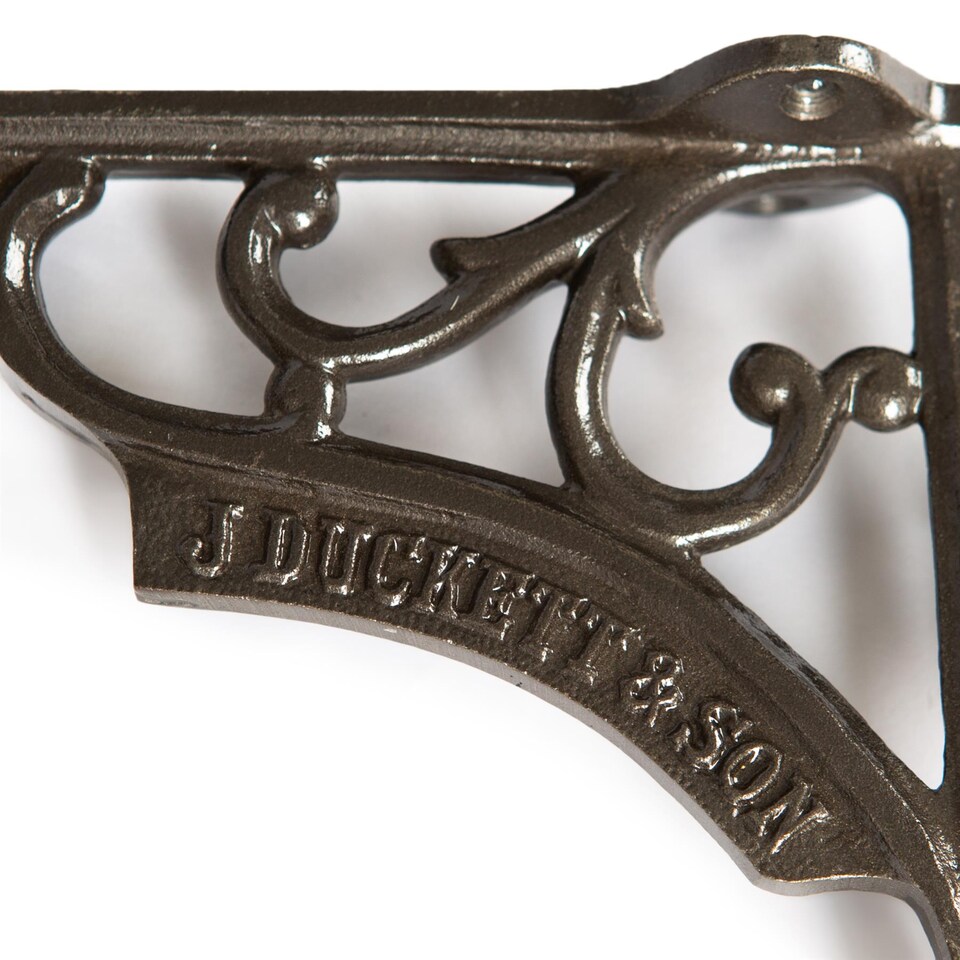 image 1 of Hammer & Tongs Ornate Iron Shelf Bracket - D150mm - Raw