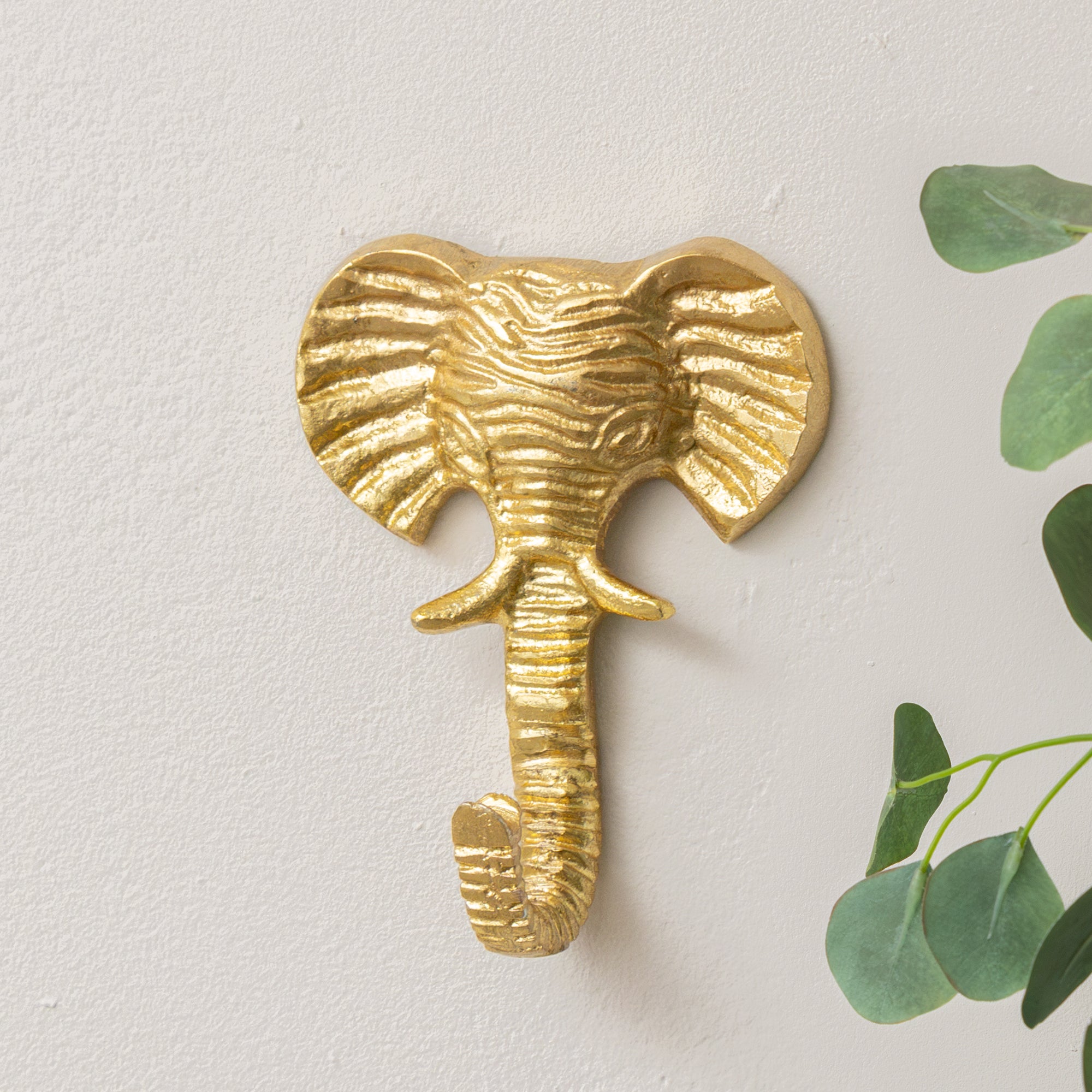 Melody Maison Gold Elephant Head Wall Hook in Metallic Gold