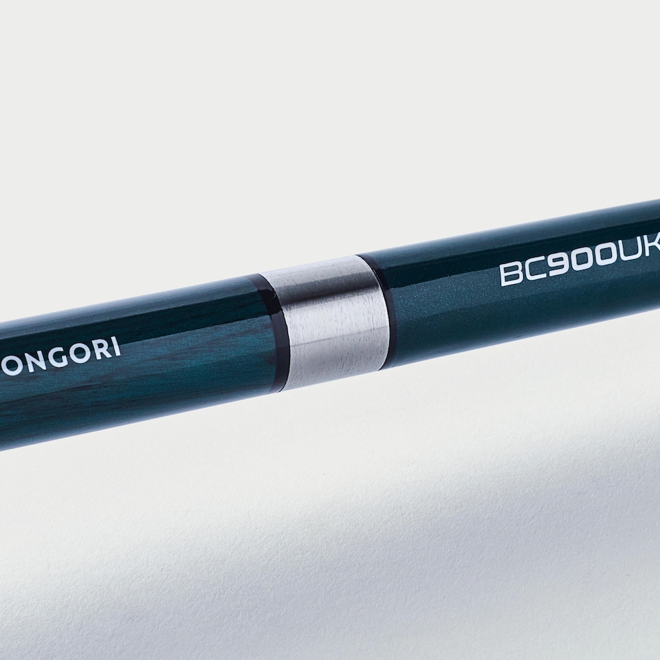 image 1 of Decathlon 1/2-Jointed 2-Piece Snooker and Billiards Cue BC 900 UK - 8.5 mm