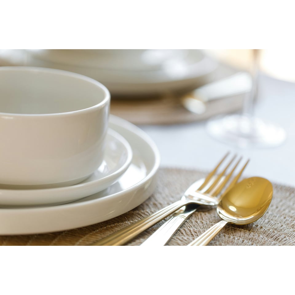 image 1 of Mikasa Dinner Set White Porcelain Camberlie 12 Piece