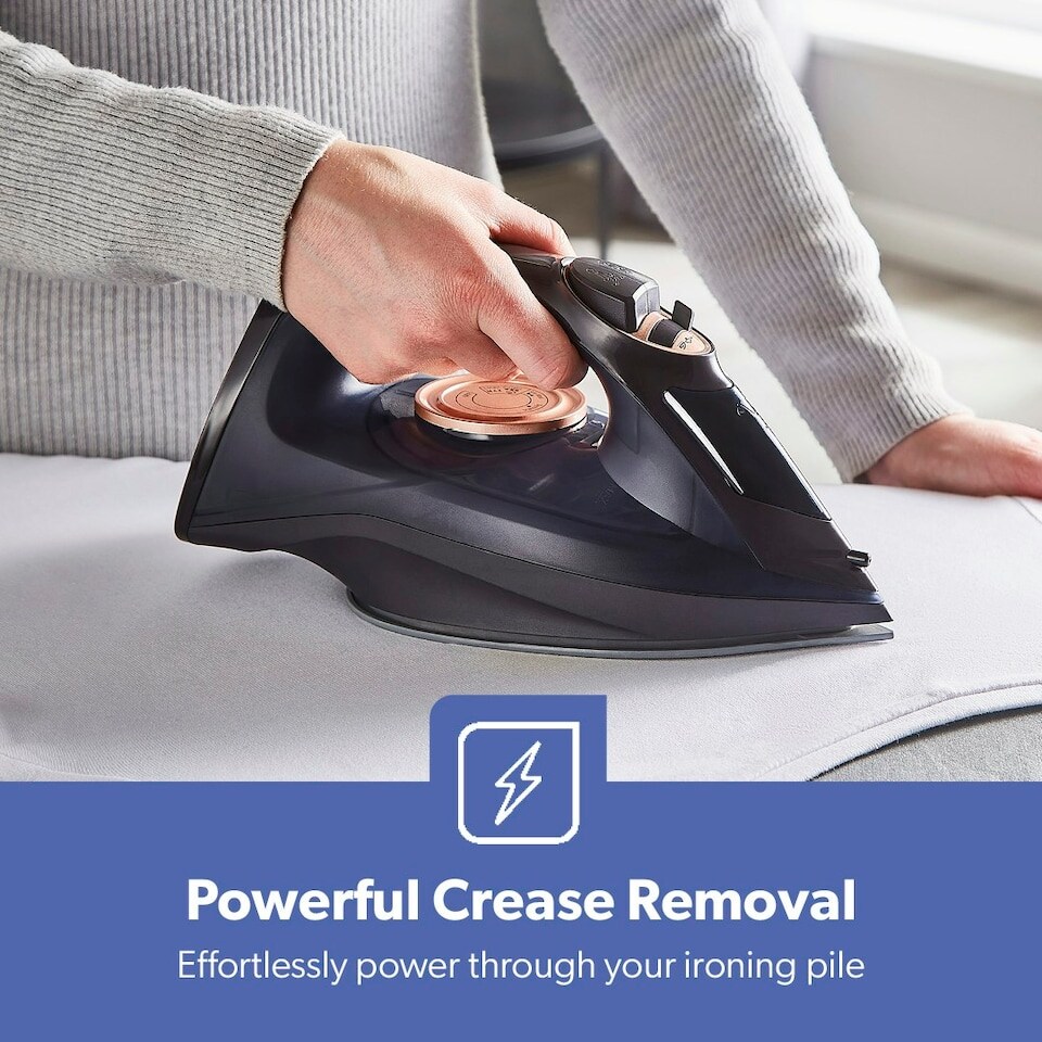 image 1 of GEEPAS Steam Iron 2400W Black