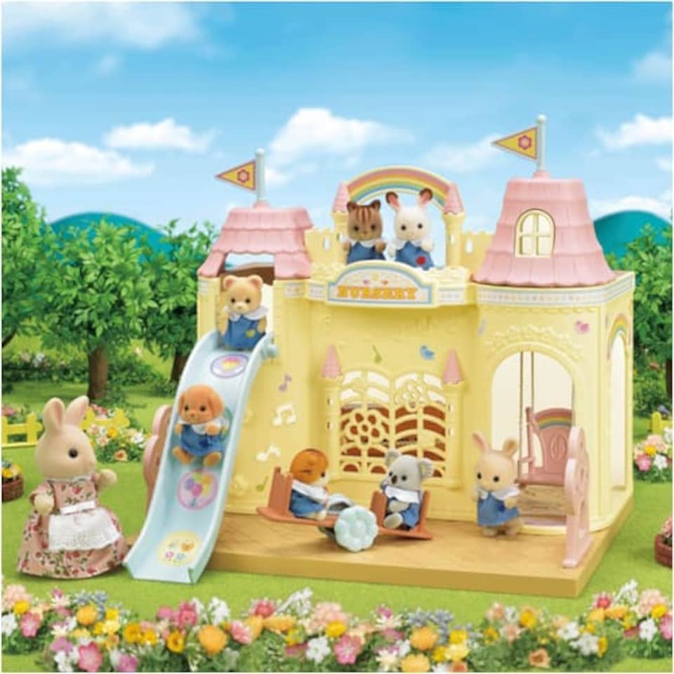 Sylvanian Families Baby Castle Nursery Gift Set