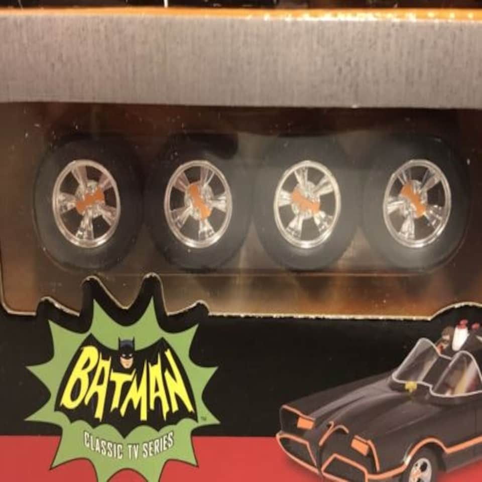 image 1 of Batmobile Batman 1966 Classic TV Series Build and Collect Jada 30873