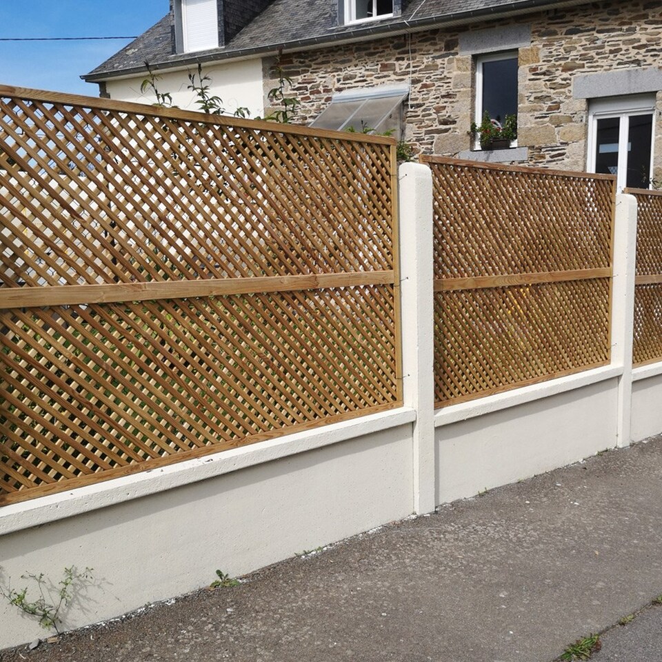 image 1 of Wall Diamond Trellis Privacy Garden Softwood Screening 1.83m x 1.80m
