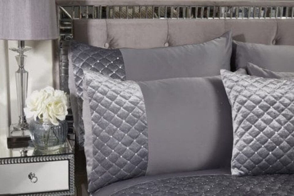 image 1 of Elysium Duvet Set Single Bed Silver