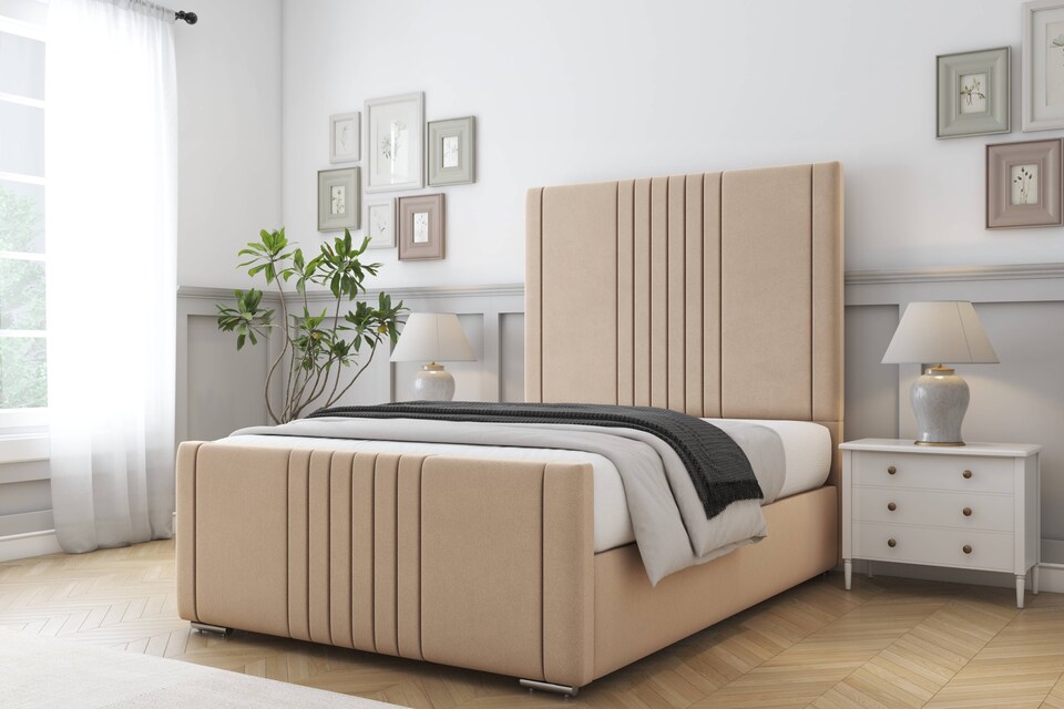 image 1 of Sloomy Harrington Pebble Plush Bed Frame With 50" Upholstered Headboard 5' King