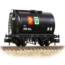 Graham Farish 45t TTA Tank Wagon Shell/BP Black 3410