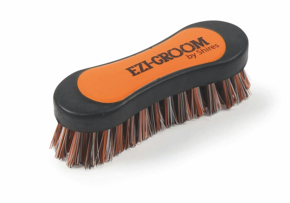 image 1 of Shires Ezi-Groom Face Brush Green | Size: Small
Colour: Lime Green