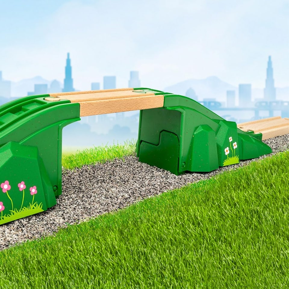 image 1 of BRIO Arch Bridge