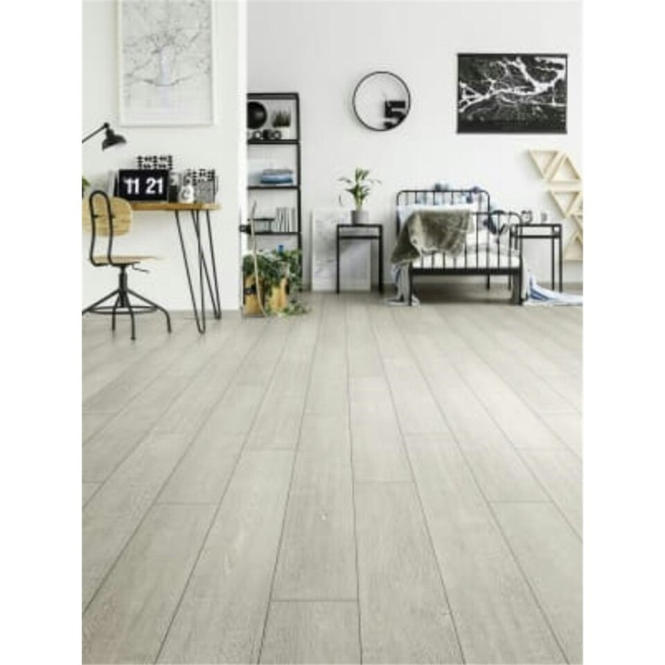 image 1 of PACK OF 20 (Total 20 Units) - White Oak 12mm Thick Laminate Flooring (29.6m2 Coverage)