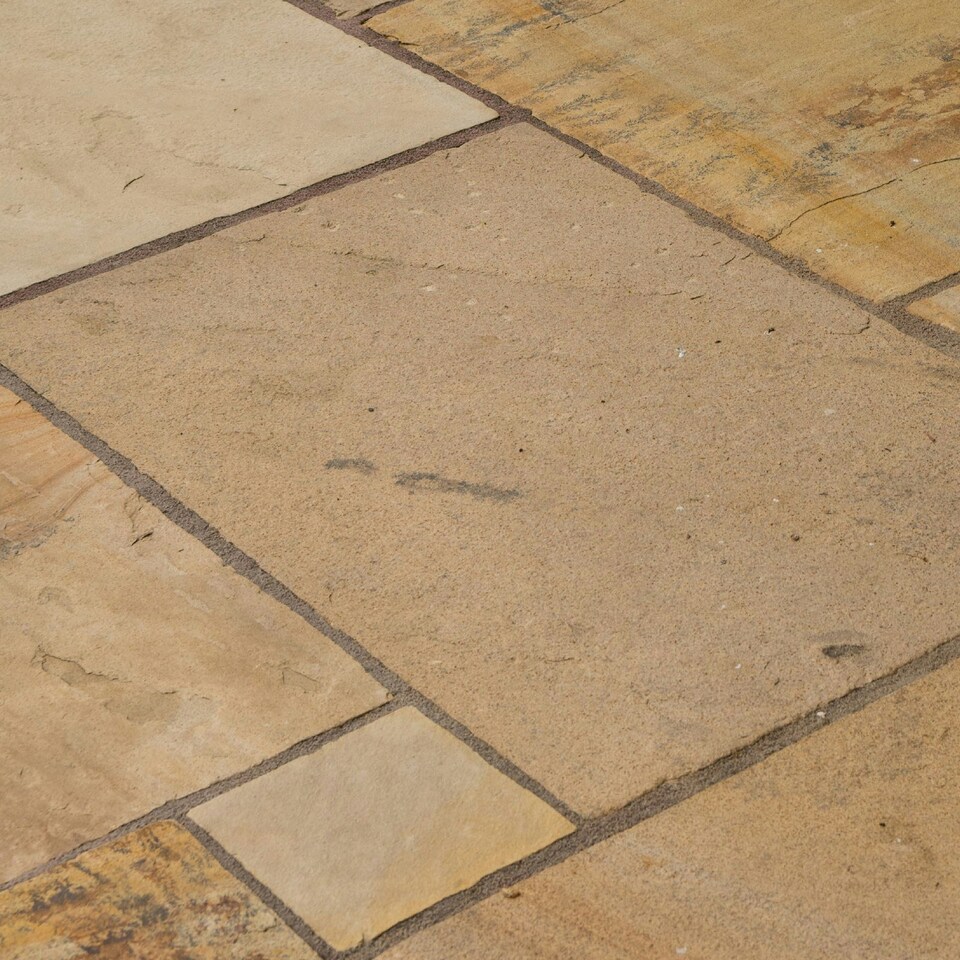 image 1 of Roxil 100 Green Mould, Algae, Lichen Killer - 500ml - Patio, Deck, Fence & Paving Restorer