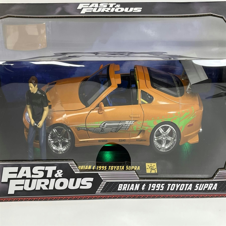 image 1 of Fast and Furious 1995 Toyota Supra Lights Up Brian Figure 1:18 Jada 31139