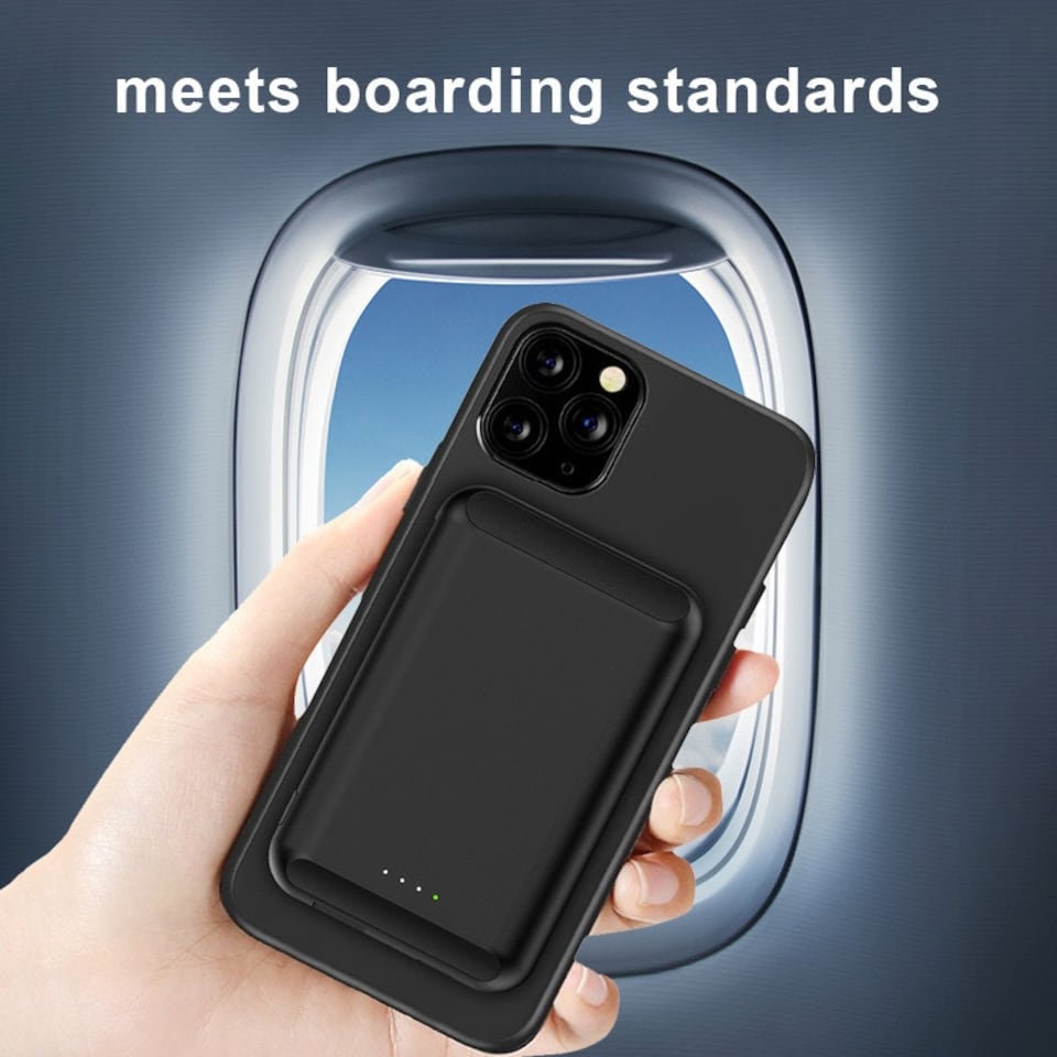 image 1 of Black 5000mAh Mag-Safe Mobile Phone Power Bank