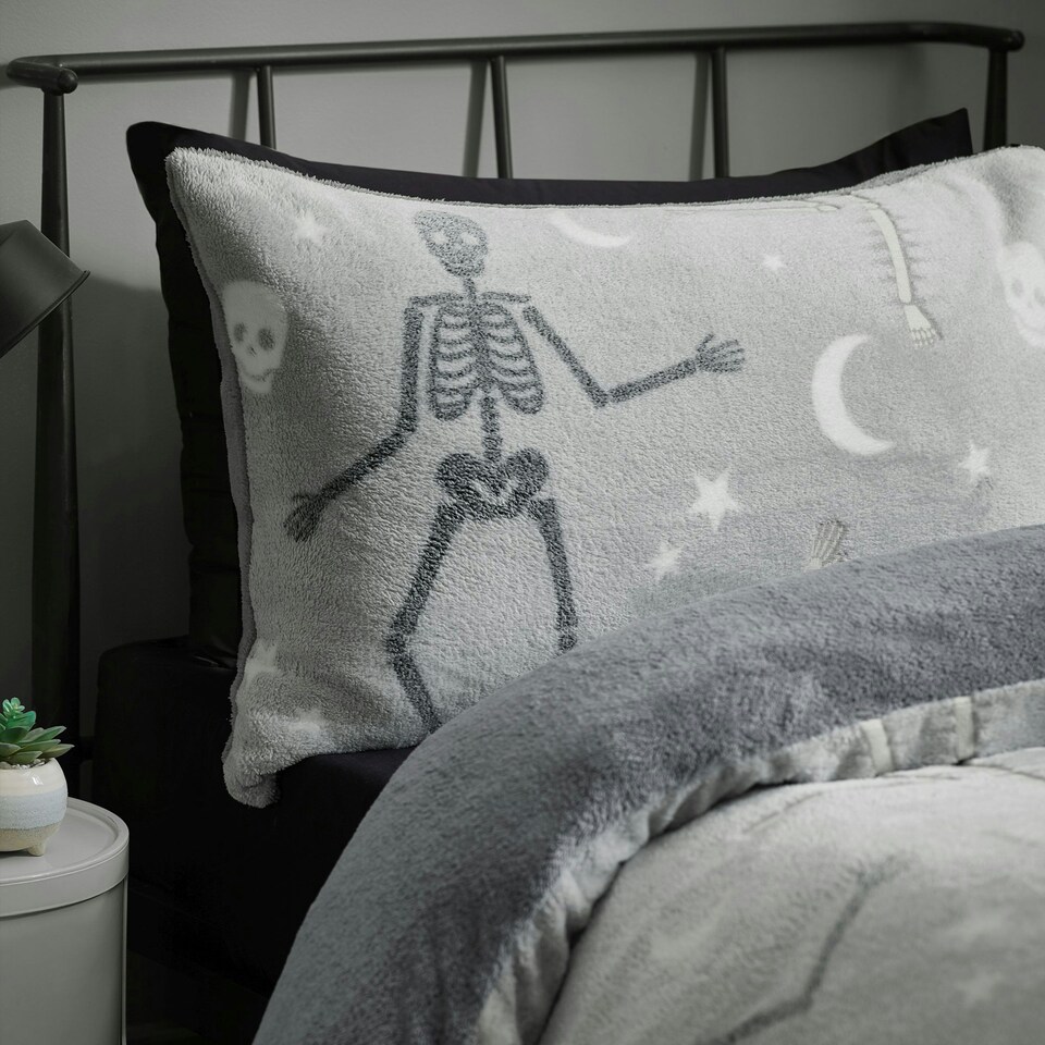 image 1 of Catherine Lansfield Halloween Skeleton Fleece Glow in the Dark Duvet Cover Set Grey | Grey | Double