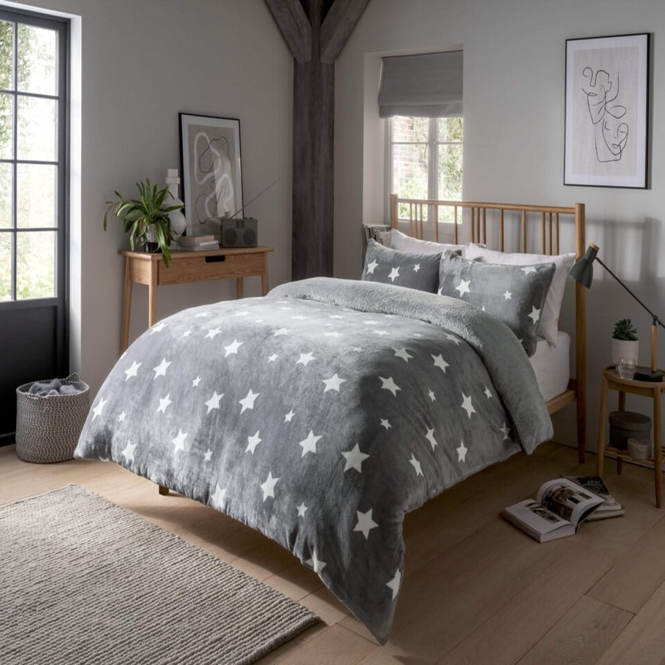 Dreaming Stars Reversible Teddy Duvet Set in Grey - Single Grey | Grey | Single