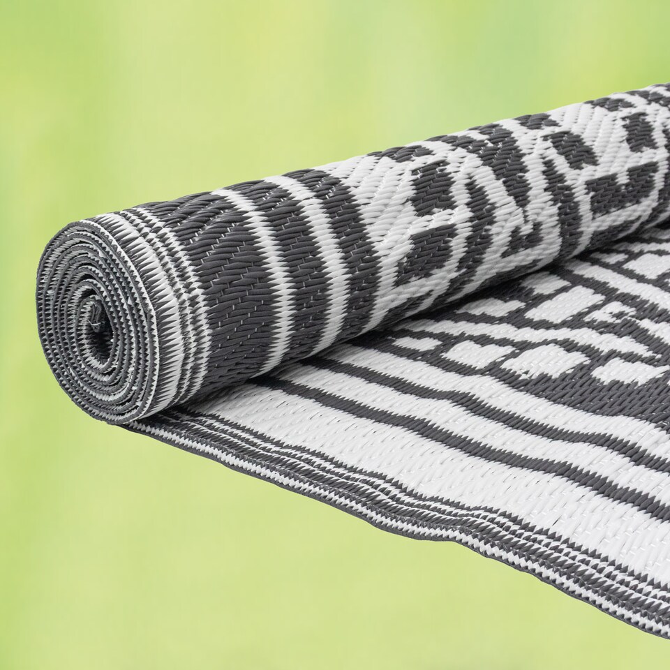 image 1 of JVL Lightweight Reversible Outdoor Rug – Geometric Pattern, Plastic Woven, 120 x 170 cm