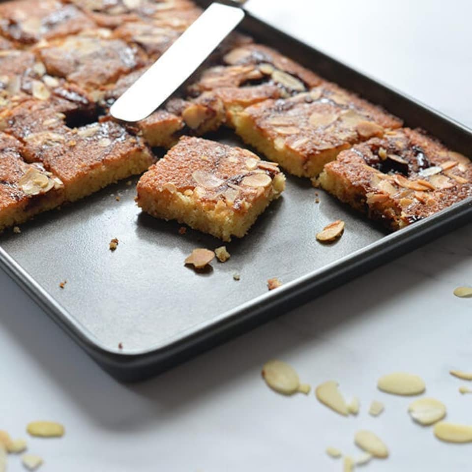image 1 of Stoven Non-Stick Small Baking Tray