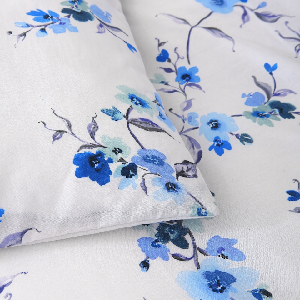 image 1 of Sakura Blossom Soft Easy Care Bed Linen Bedding Duvet Cover Quilt Set With Pillow Cases | Blue | King