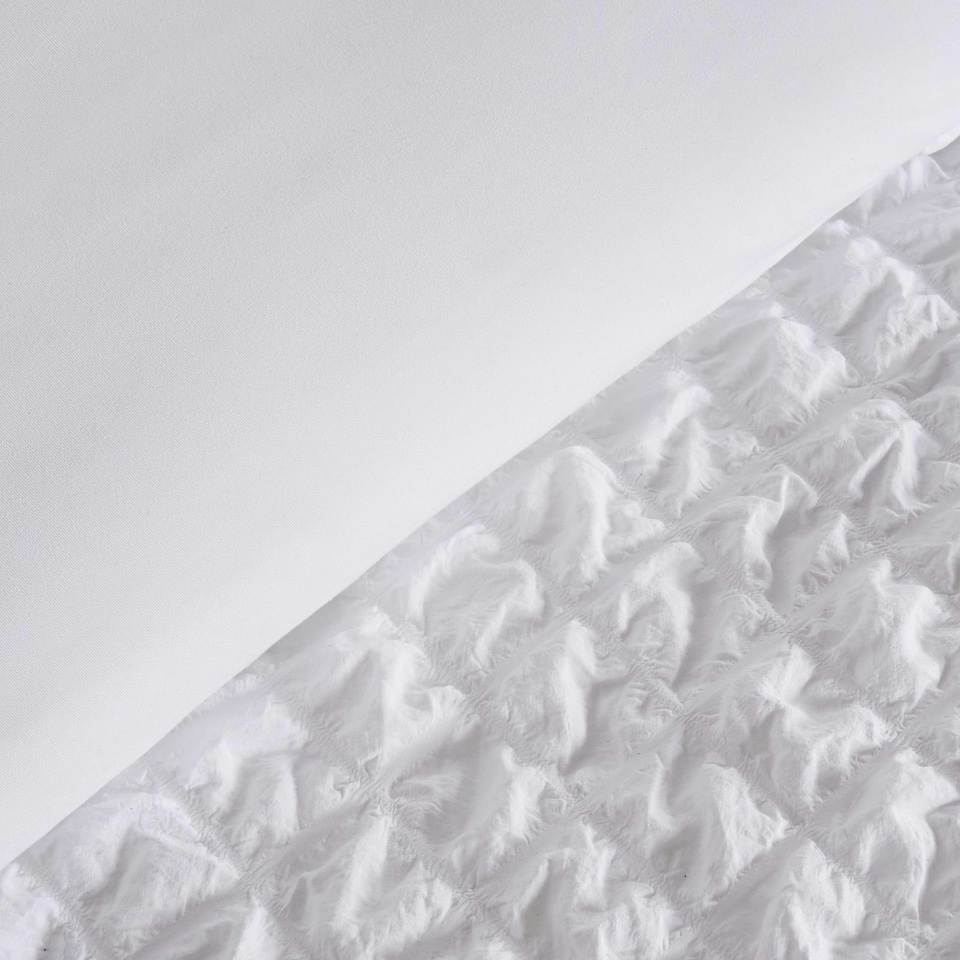 image 1 of OHS Luxury Geometric Seersucker Duvet Quilt Bedding Set, Super King - White