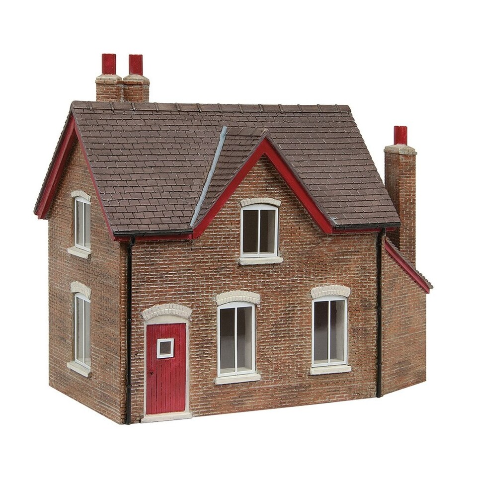 Bachmann Scenecraft Gatekeeper's Cottage Red (Pre-Built)