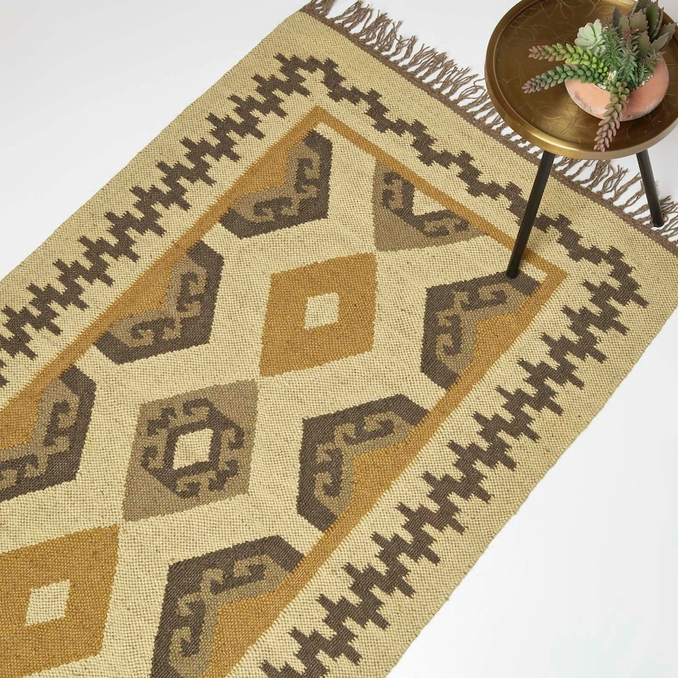 image 1 of Homescapes Ravar Brown and Gold Kilim Wool Rug - 160 x 230 cm | Brown | 160 x 230 cm