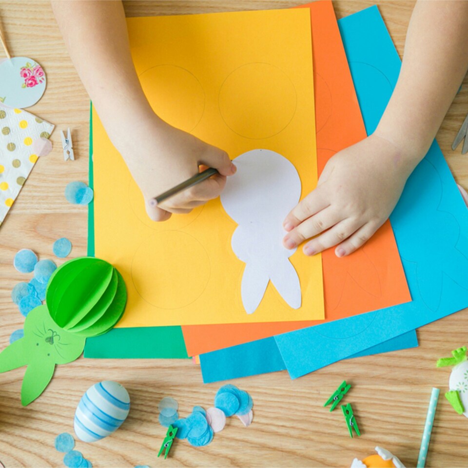 image 1 of Pack of 100 A4 Coloured Paper 75gsm Sheets | Green | A4 | 1