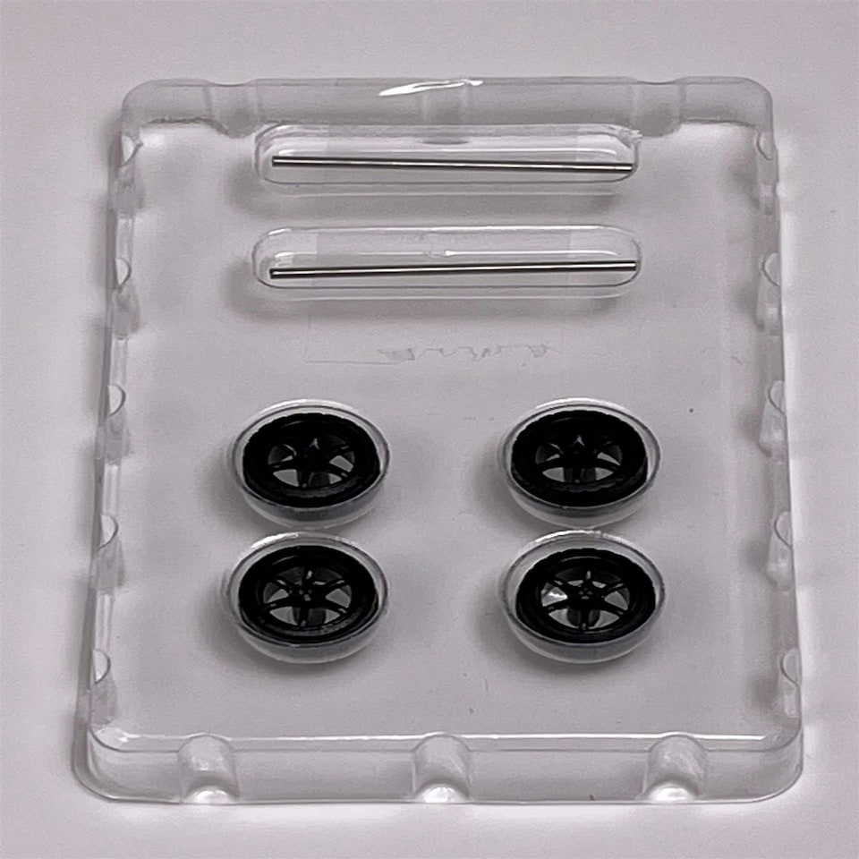 image 1 of BNDS Custom Wheel Parts Wheel and Tyre Set Gloss Black 1:64 MOT Hobby BC26404SBK