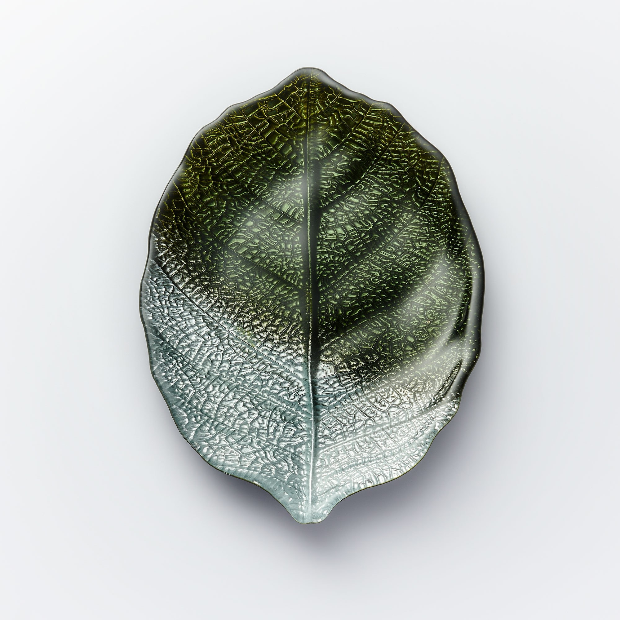 Sienna Glass Glass Plate Leaf Design Green & Silver