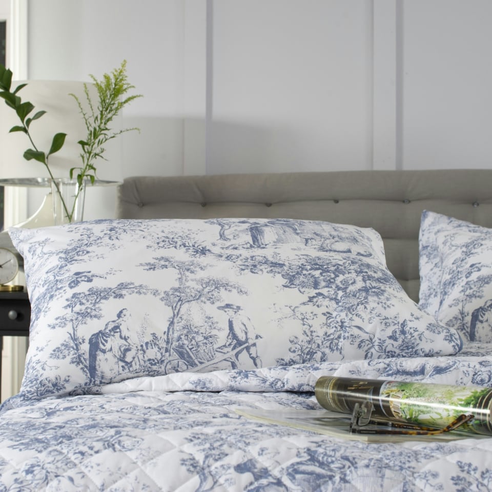 image 1 of Toile De Jouy 200 Thread Count 100% Cotton Luxury Duvet Cover Pink | Pink | Super King