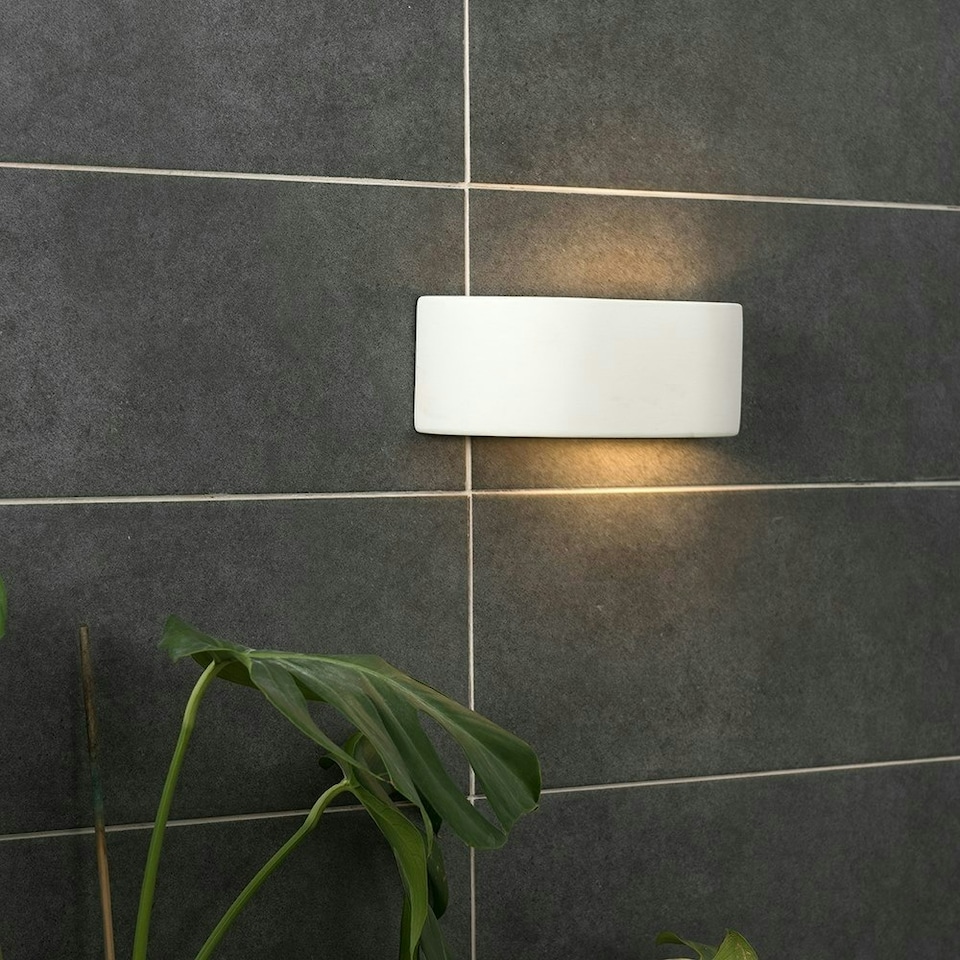 image 1 of ValueLights Ceramic White Paintable Planter Flush Uplighter Wall Light